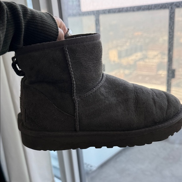 UGG The Classic Mini || grey color , USA 6 - Picture 7 of 11